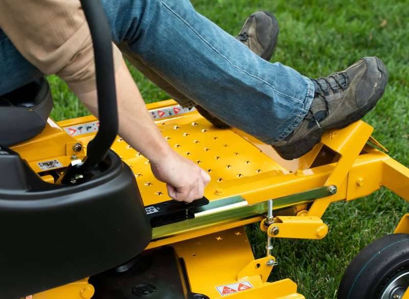 Hustler Mower For Sale in RTR Power Equipment